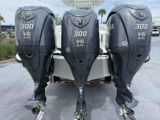 Last Resort 41ft Bahama Yacht For Sale