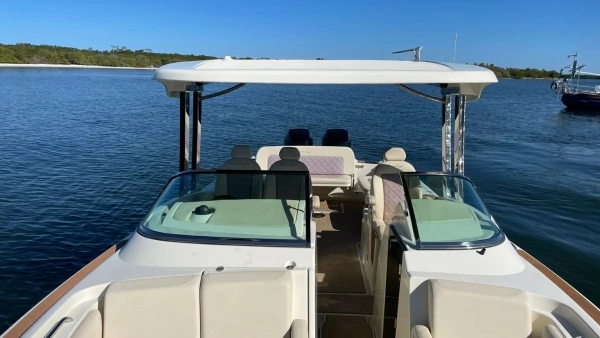 Photo of the 2018 Chris-Craft 30 Calypso "Perfect Storm"