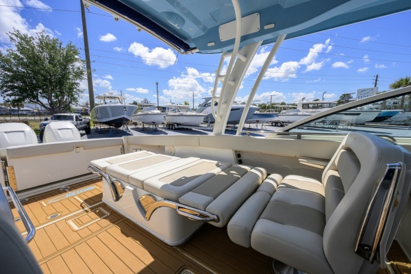 Boston Whaler 32 - Veronica