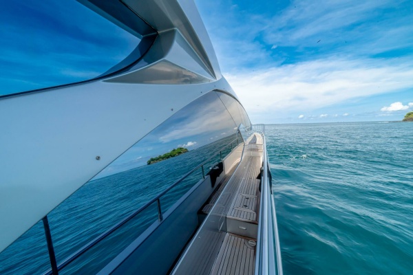 Carpe Diem 77ft Azimut Yacht For Sale