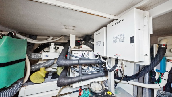 YACHTWAVE 50ft Prestige Yacht For Sale