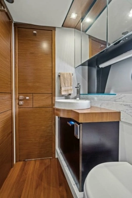 2016 Tiara Yachts 50