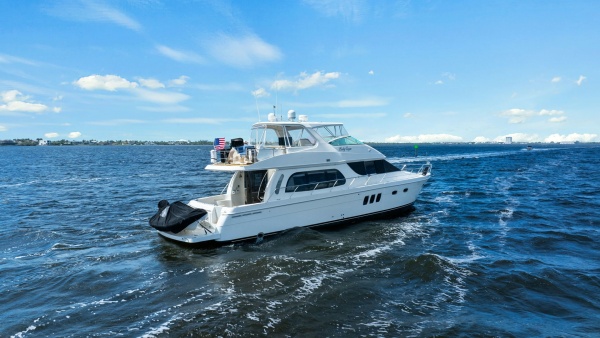 Carver 56 Voyager Sky Lounge  quot Lady Cape quot  56ft Carver Yacht For Sale