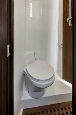Photo of the 2023 Jupiter 43 Center Console "Aqua Toy"