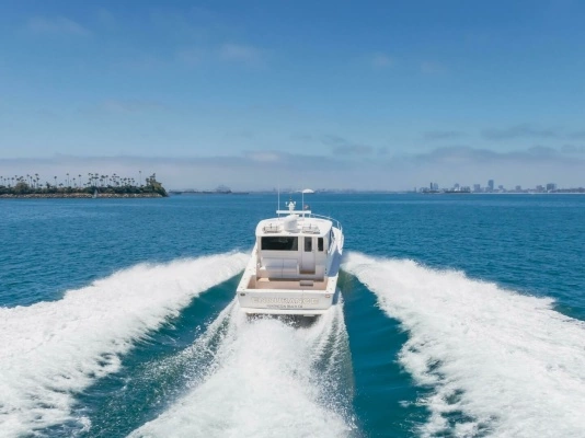 2008 Viking 52
