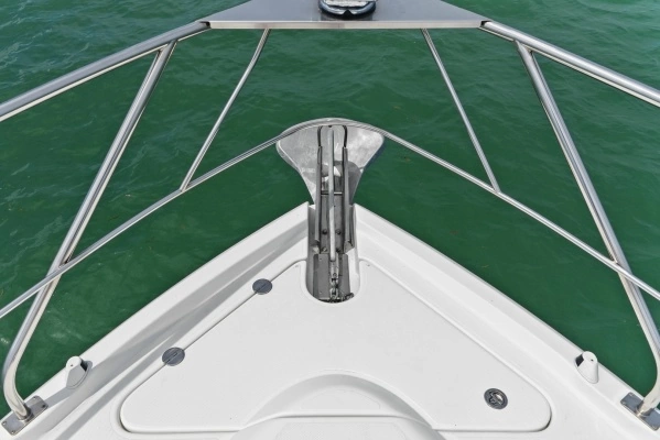 2014 Cruisers Yachts 48