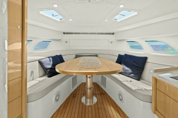 2019 Intrepid 47