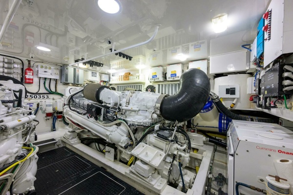 OSH IT 76ft Viking Yacht For Sale