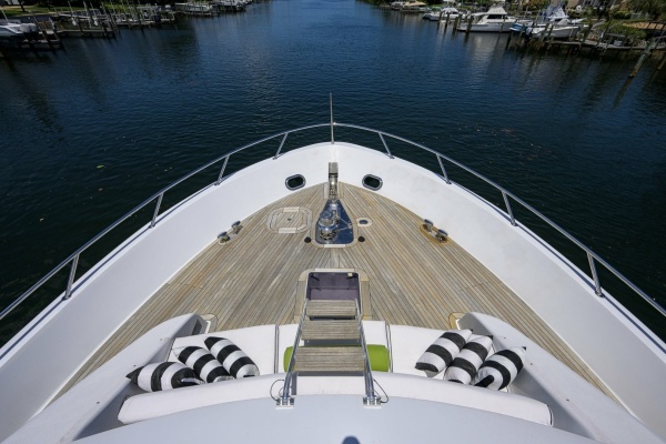 MAGIC 100ft Hatteras Yacht For Sale