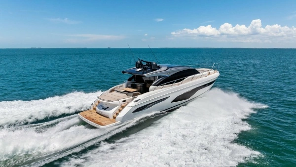 2019 Princess 65