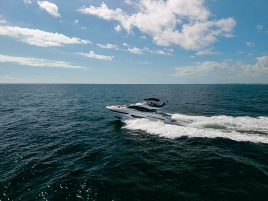 2019 Princess 65