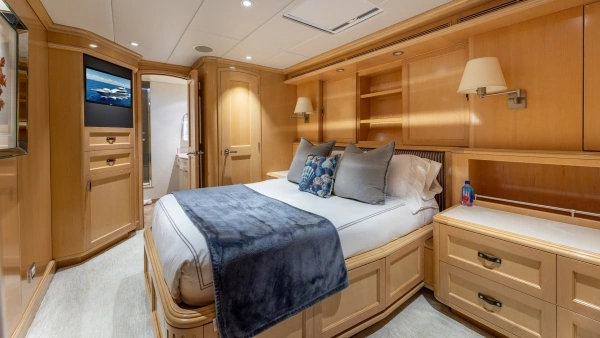1998 Trinity Yachts 144