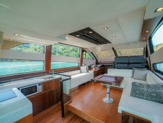 YOLO 50ft Fairline Yacht For Sale