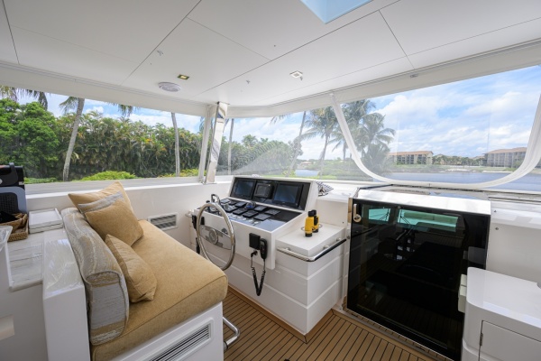 Midnight Moon 85ft Horizon Yacht For Sale