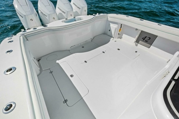2017 Yellowfin 42
