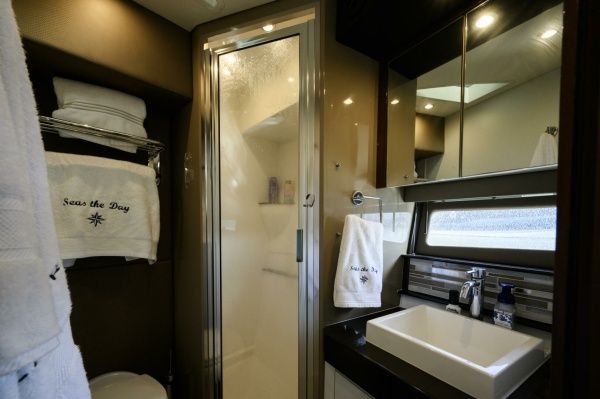SEAS THE DAY 40ft Carver Yacht For Sale