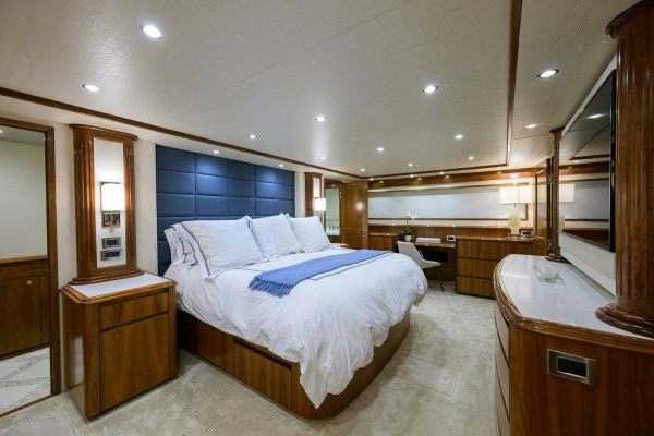 SPECULATOR 92ft Viking Yacht For Sale
