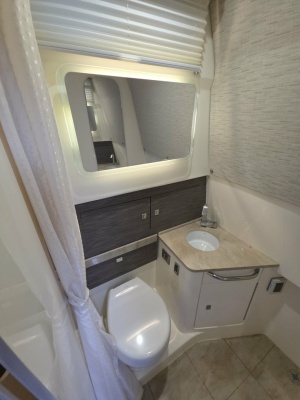 BFT 42ft Boston Whaler Yacht For Sale