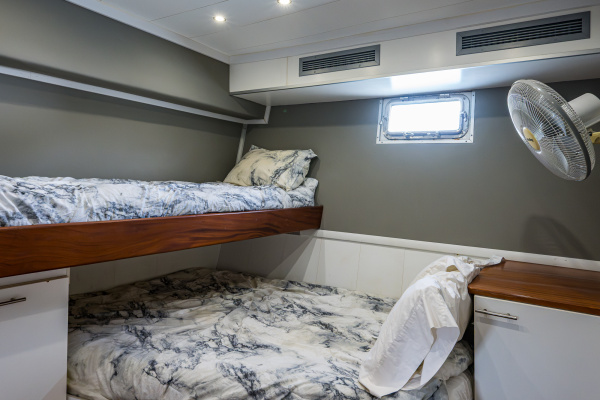 2013Ocean Voyager 95 ft 95 Expedition   CARE BEAR