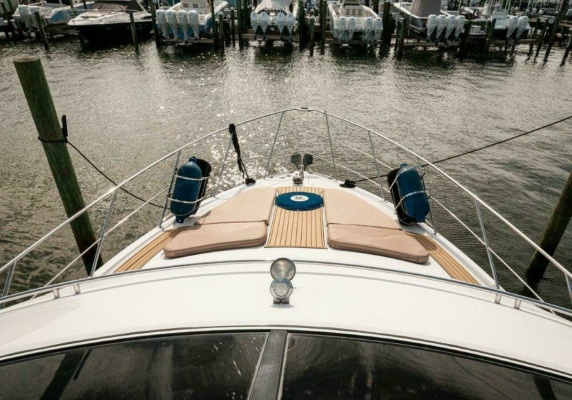Graham s Enterprise 47ft Carver Yacht For Sale
