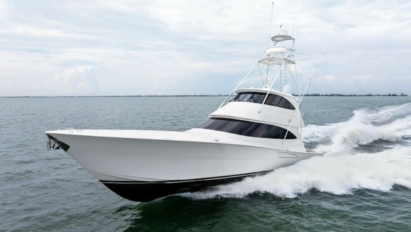 2021 Viking 72
