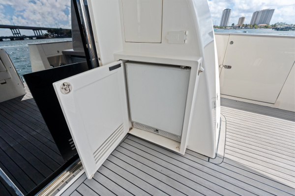 Aleniel 87ft Johnson Yacht For Sale
