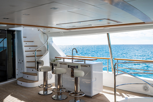 2011 Benetti 121
