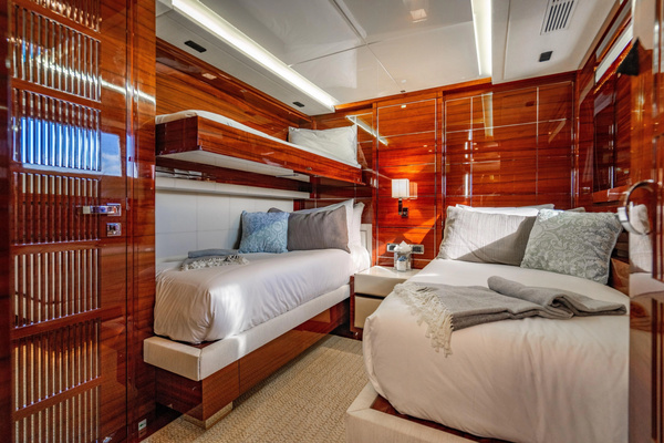 2011 Benetti 121