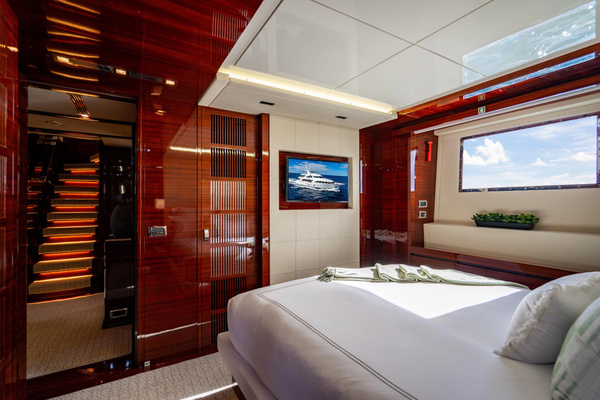 2011 Benetti 121