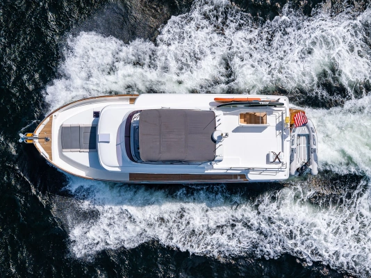 2017 Beneteau 50