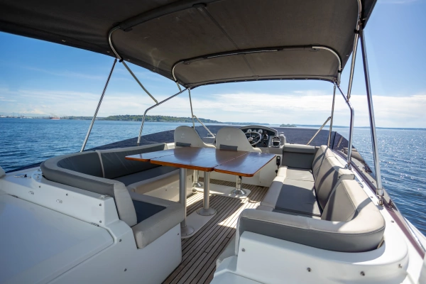 2017 Beneteau 50