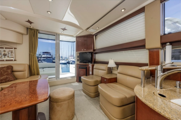 2008 Meridian 39