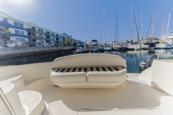 ANCHOR MANAGEMENT 39ft Meridian Yacht For Sale