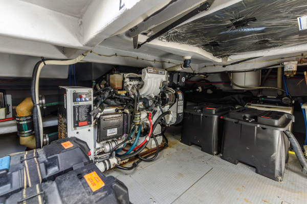 ANCHOR MANAGEMENT 39ft Meridian Yacht For Sale