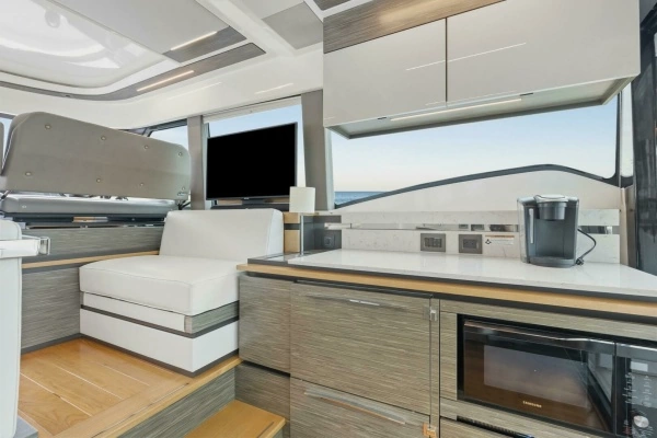 2019 Tiara Yachts 49