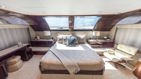 LONE STAR 95ft Ocean Alexander Yacht For Sale