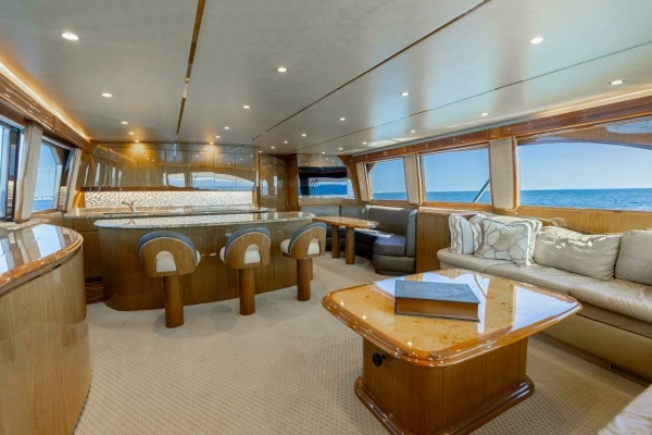 2013 Viking 76