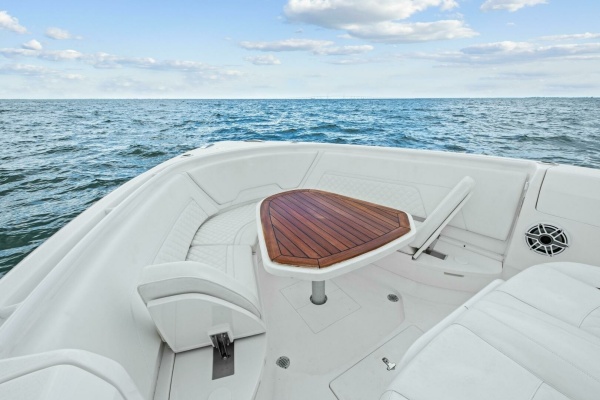 Galati Yacht Sales Trade 40ft Intrepid Yacht For Sale