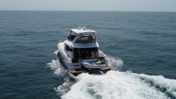 Hey Beautiful 44ft Aquila Yacht For Sale