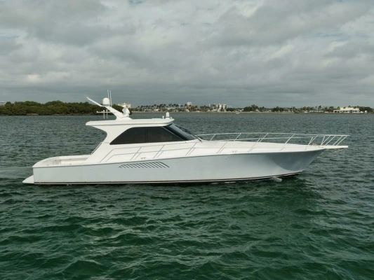 2007 Viking 52 Sport Coupe