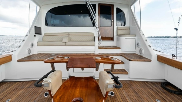 2016 Viking 80