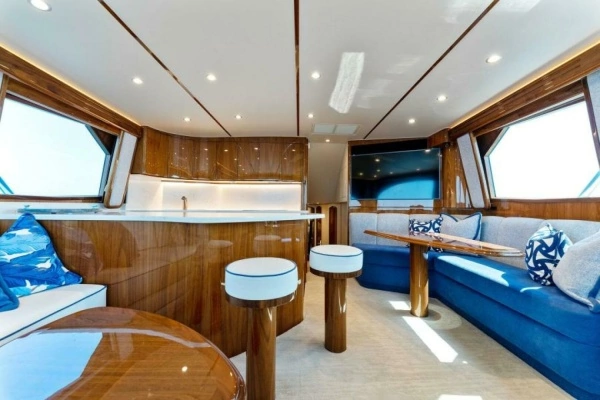 2021 Viking 54