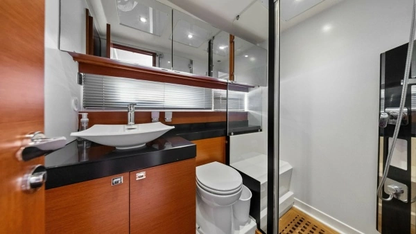 2015 Prestige 55