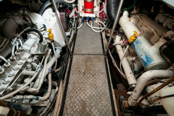 Graham s Enterprise 47ft Carver Yacht For Sale