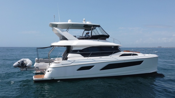 Hey Beautiful 44ft Aquila Yacht For Sale