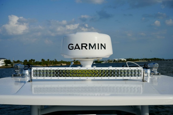 23ft Reef Runner Yacht For Sale