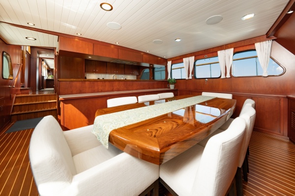 Passage 101ft Feadship Yacht For Sale