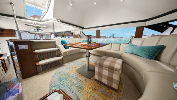 Carver 56 Voyager Sky Lounge  quot Lady Cape quot  56ft Carver Yacht For Sale