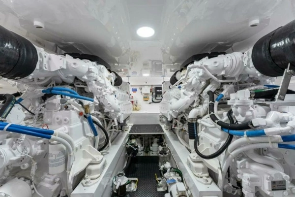 2021 Viking 54