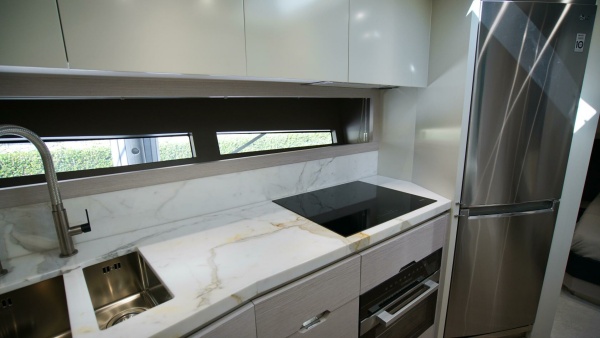 56ft Uniesse Yacht For Sale